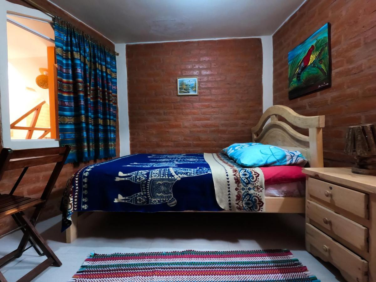 Hostal La Casa Amarilla City Баньйос Екстер'єр фото