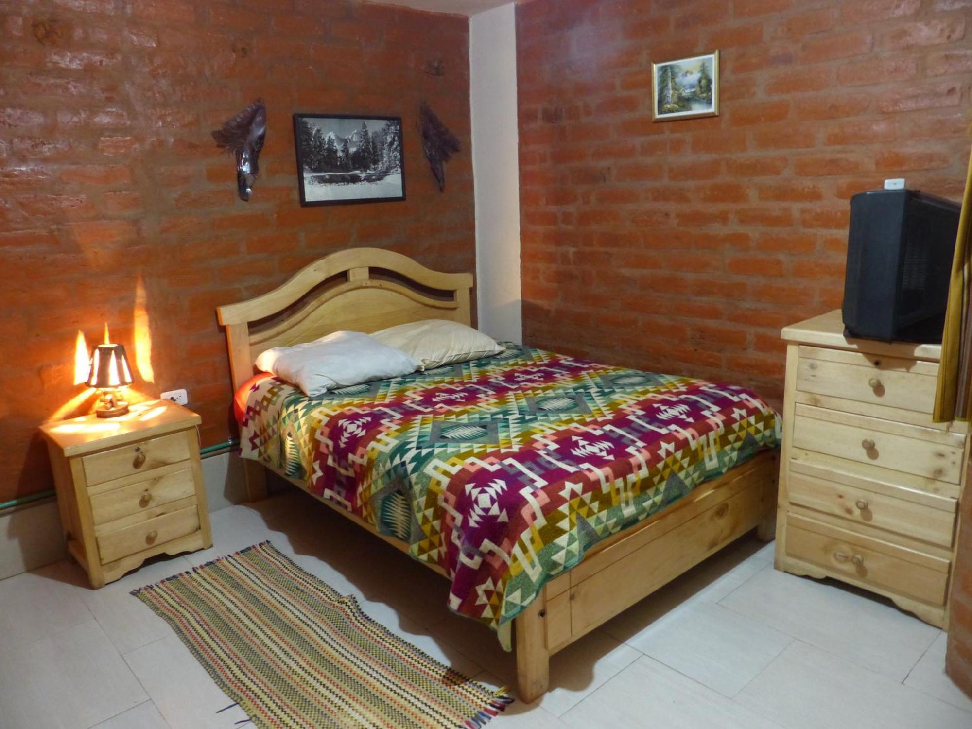 Hostal La Casa Amarilla City Баньйос Екстер'єр фото