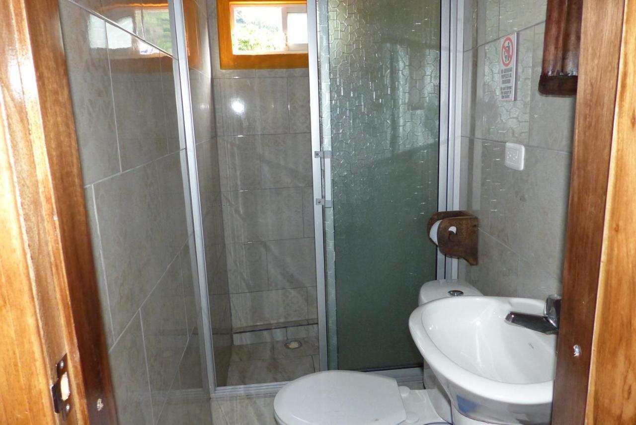 Hostal La Casa Amarilla City Баньйос Екстер'єр фото