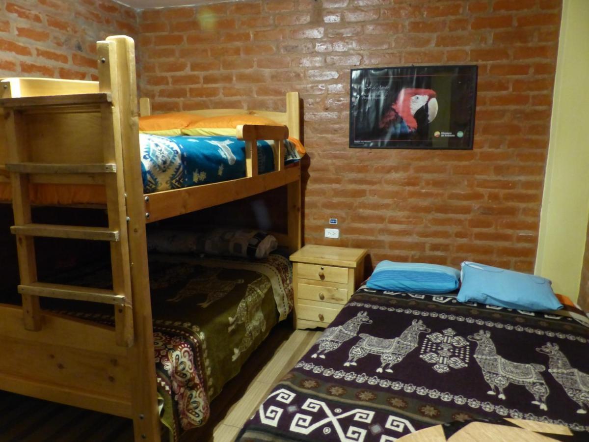 Hostal La Casa Amarilla City Баньйос Екстер'єр фото